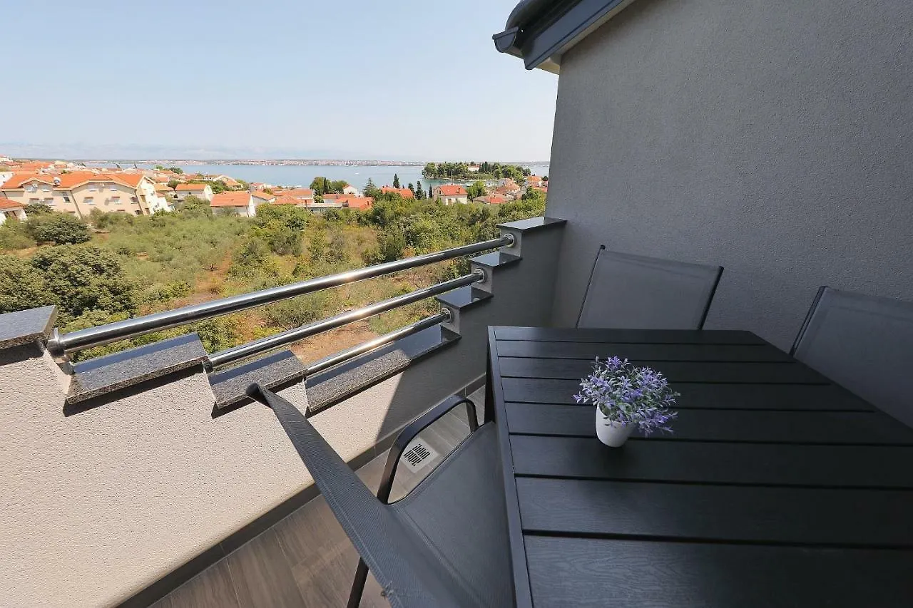 Vila Marijana Preko Apartman